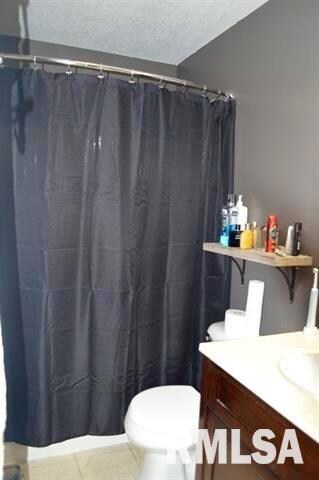 2120 W 57th St, Davenport, IA 52806 - photo 6