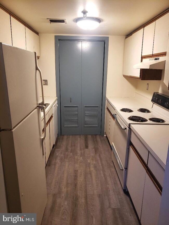 350 Main St unit 102, Red Hill, PA 18076 - photo 6