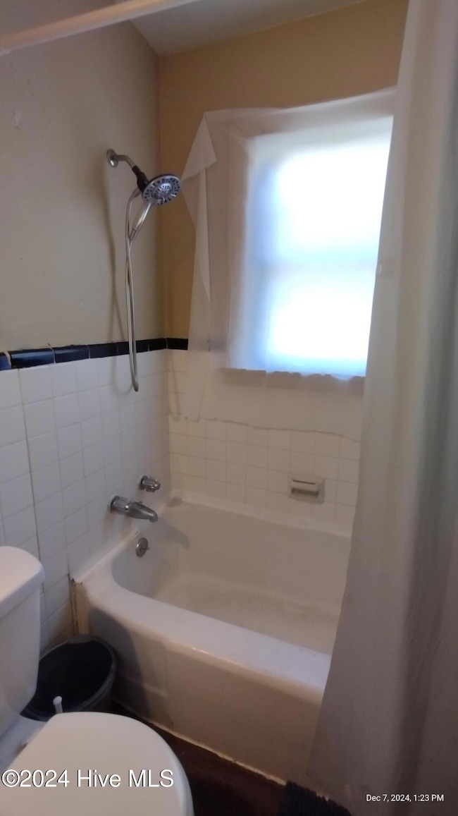 1011 S Pearson St, Greensboro, NC 27406 - photo 7