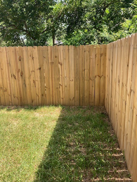 7415 Knox St, Houston, TX 77088 - photo 5