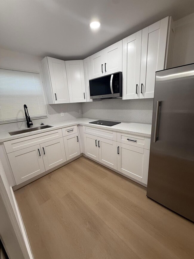 726 S 11th St, Lantana, FL 33462 - photo 7