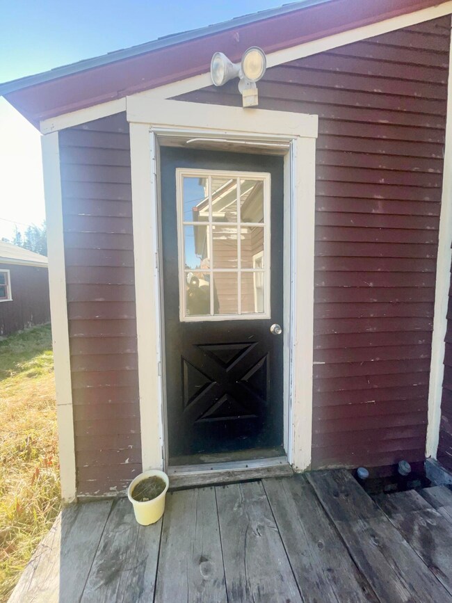 69 Mill St, Harrington, ME 04643 - photo 4