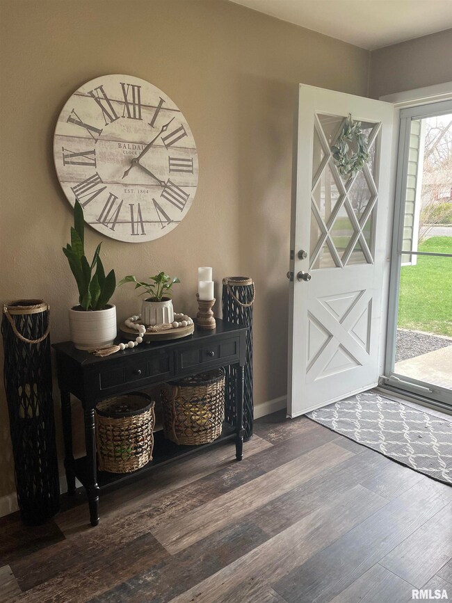 1209 Grandview Ave, Jacksonville, IL 62650 - photo 5