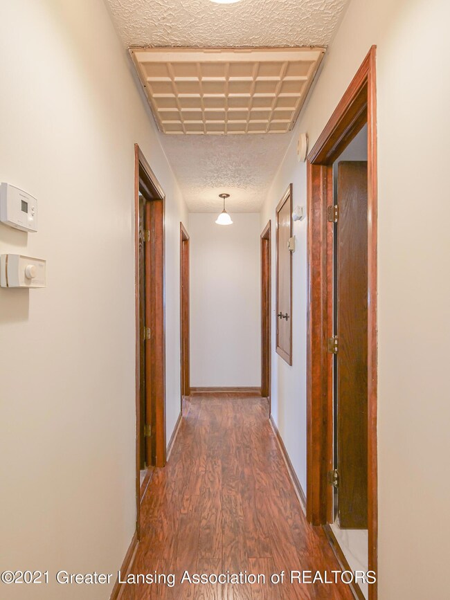 3518 Gingersnap Ln, Lansing, MI 48911 - photo 4