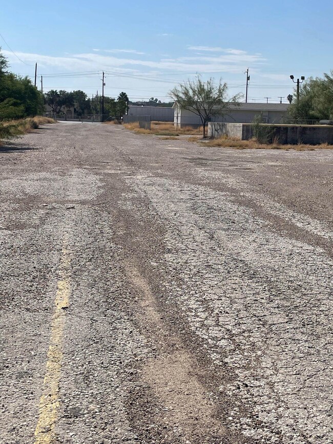 5310 U S 59, Laredo, TX 78041 - photo 6