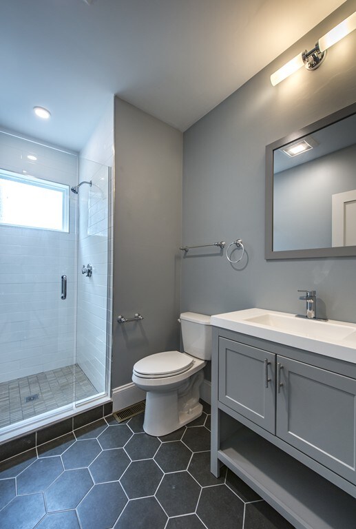 21 Winfield St unit 1, Boston, MA 02127 - photo 3