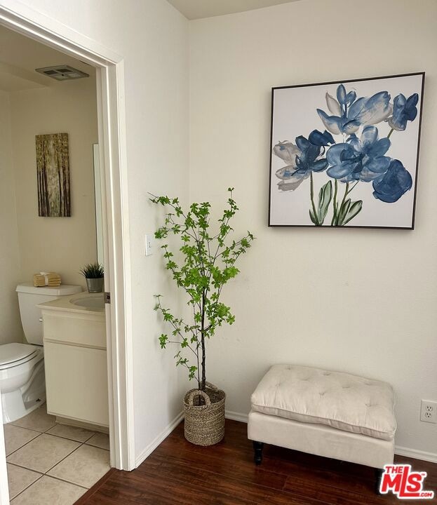 alcove/half bath