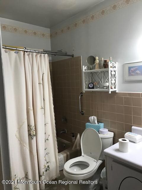 KW Bathroom 2-28