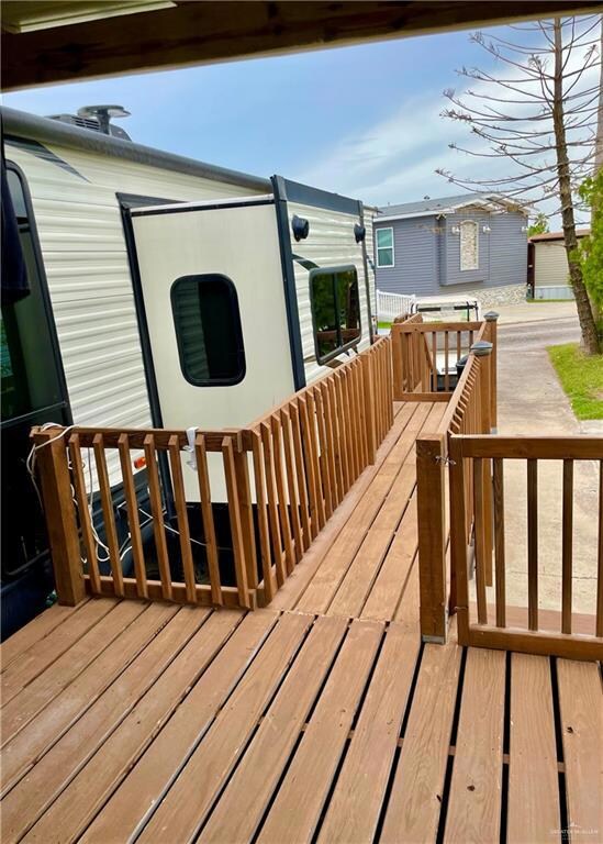 ENTRANCE INTO ADDITIONAL COVERED PATIO