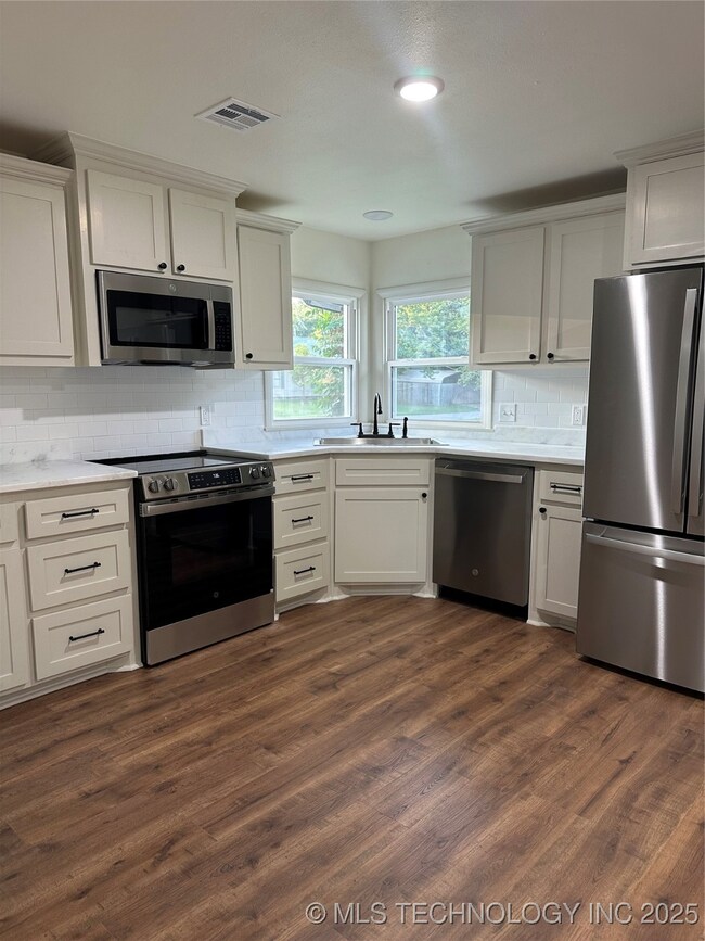 800 S 9th St, McAlester, OK 74501 - photo 7