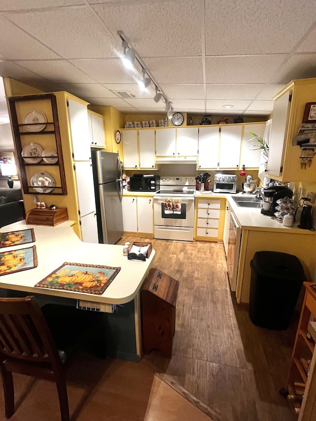 1005 Hyde Park Cir unit 136, Winter Garden, FL 34787 - photo 5