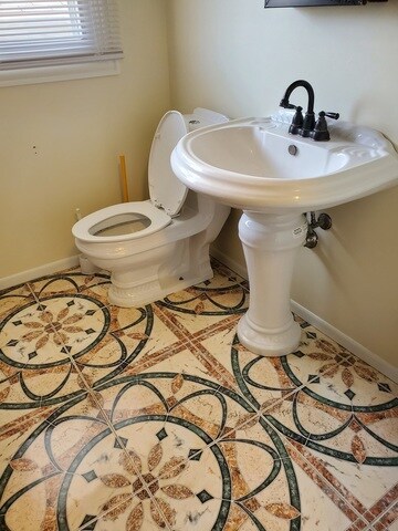 unlisted-address, Hazel Crest, IL 60429 - photo 5