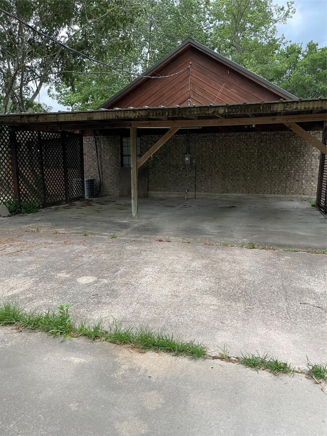 39 County Road 427 S, Dayton, TX 77535 - photo 3