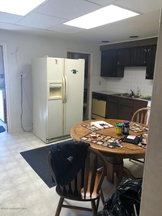 189 S Maple Ave, Kingston, PA 18704 - photo 5