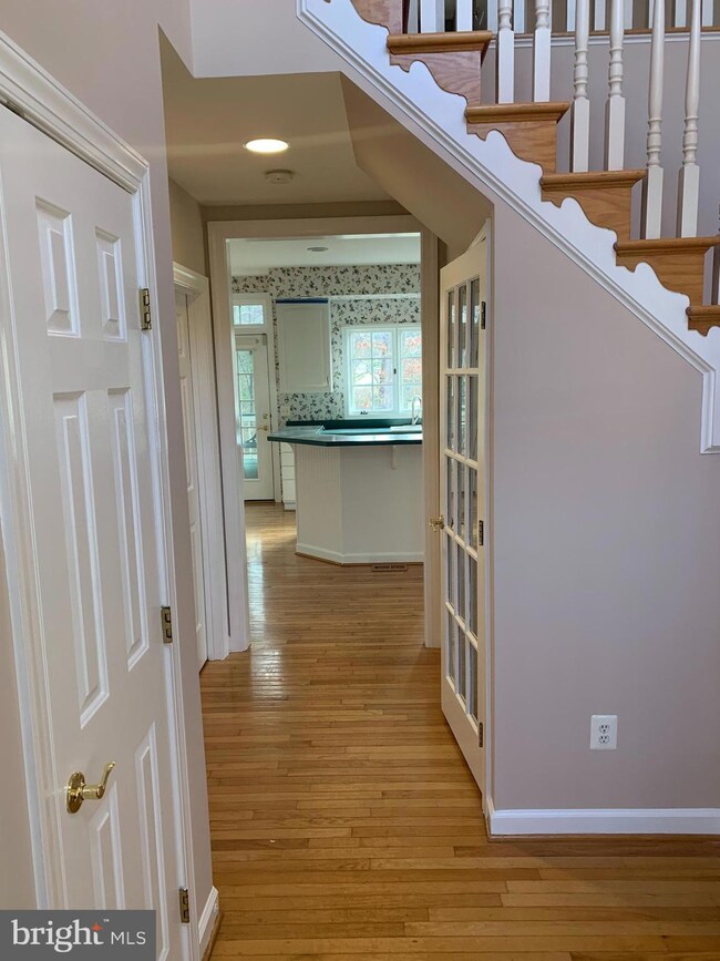 12385 Cold Stream Guard Ct, Bristow, VA 20136 - photo 2