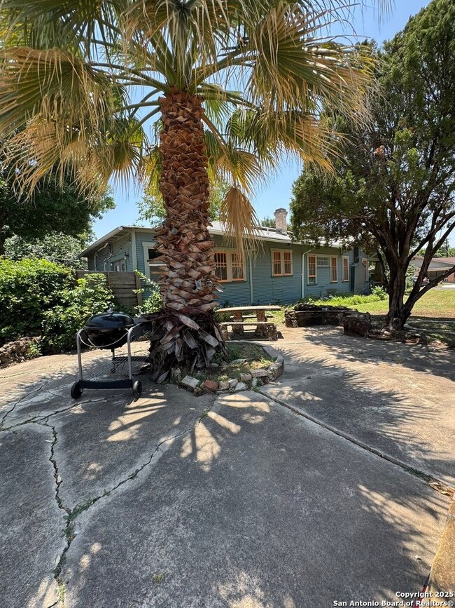 1021 W Craig Place unit 1023, San Antonio, TX 78201 - photo 3