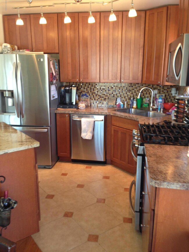 Kitchen 1