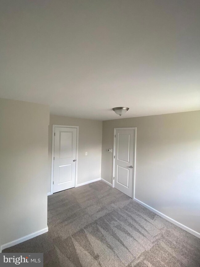 402 Shelby Ct, Sicklerville, NJ 08081 - photo 5