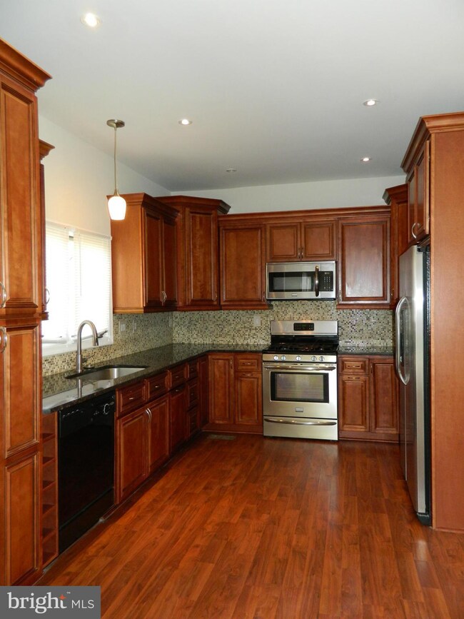 16292 Aspen Trail Ct, Triangle, VA 22172 - photo 6