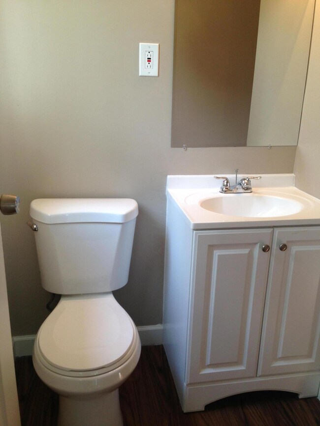 3555 Torwood Rd, Columbus, OH 43232 - photo 5