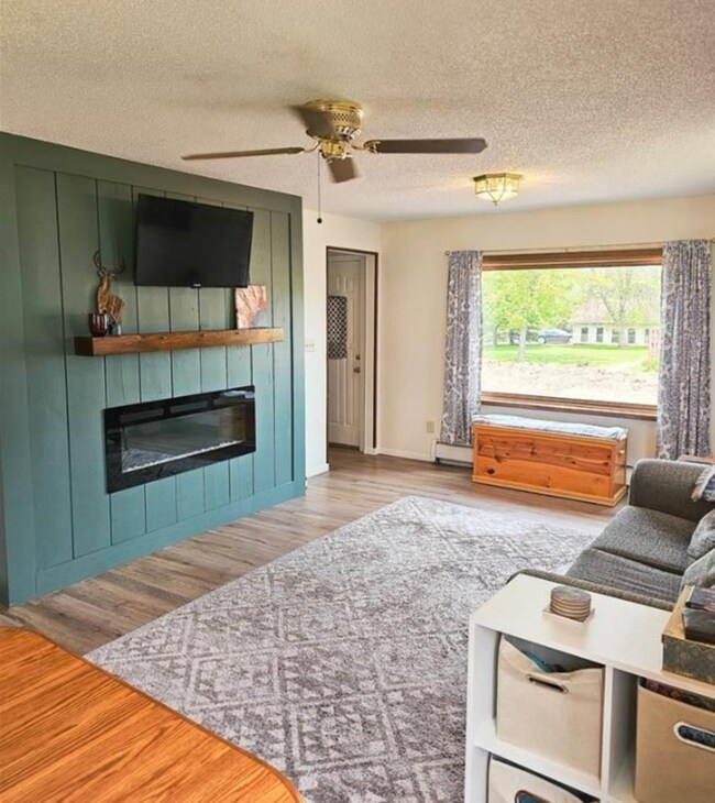 528 5th Ave, Two Harbors, MN 55616 - photo 5