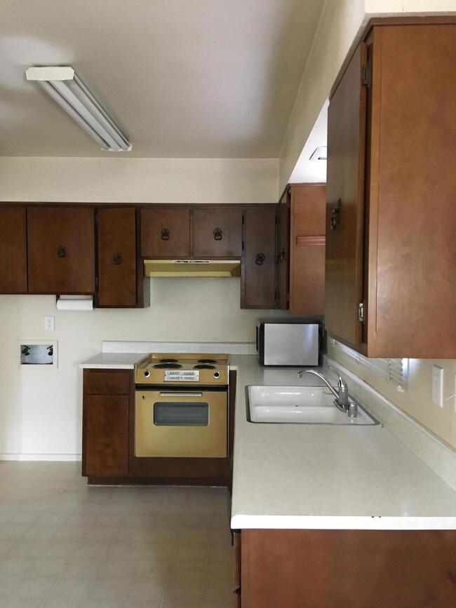 6519 S Kenneth Place, Tempe, AZ 85283 - photo 6