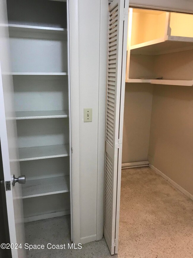 storage/linen