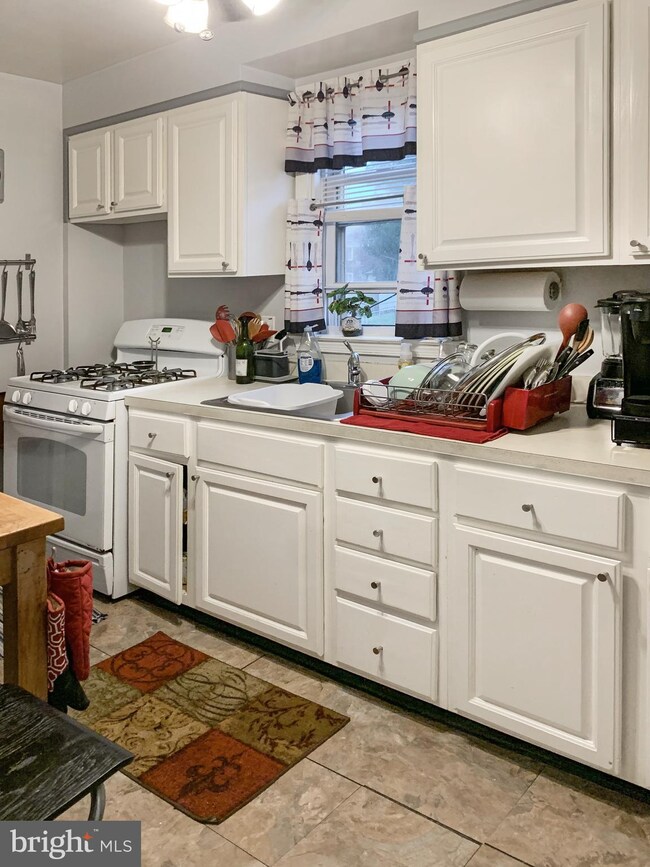 3541 Woodring Ave, Parkville, MD 21234 - photo 7