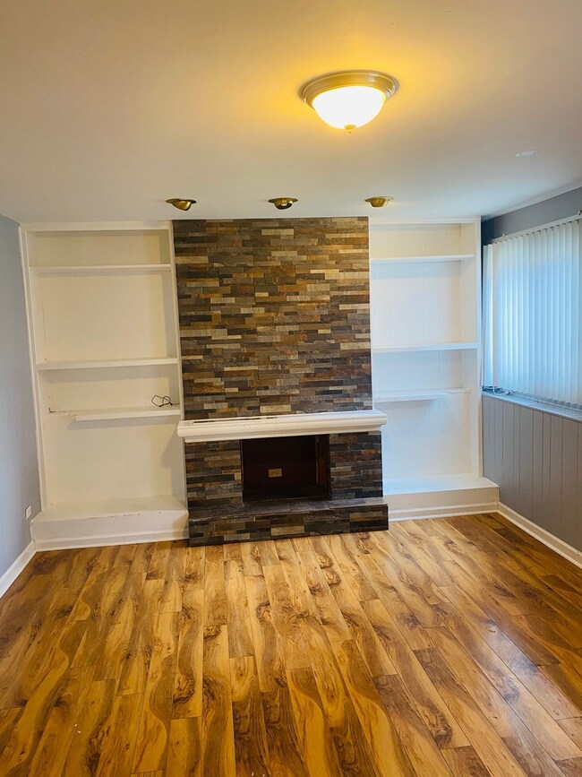 18106 Birch Ave, Country Club Hills, IL 60478 - photo 6