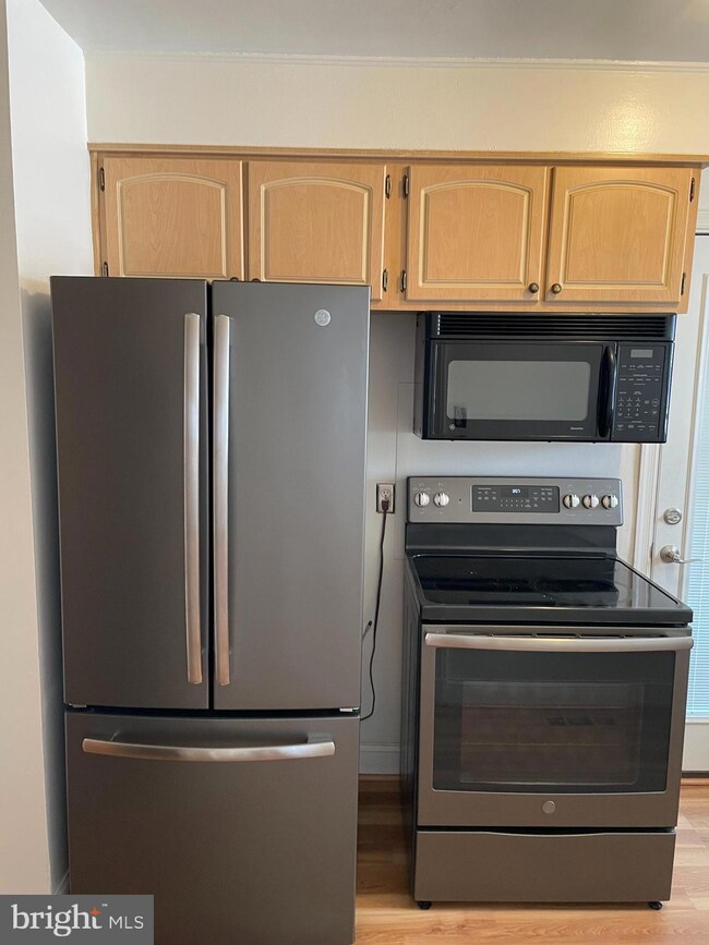 509 E Schuyler Rd, Silver Spring, MD 20901 - photo 4