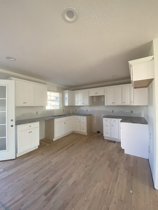 120 August Way, Shelbyville, TN 37160 - photo 2