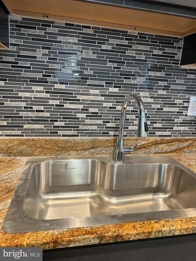 2301 Dukeland St, Baltimore, MD 21216 - photo 7