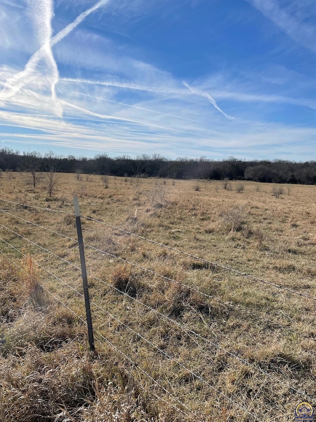 8001 (Approx) SW Valencia Rd unit Lot 4, Auburn, KS 66402 - photo 3