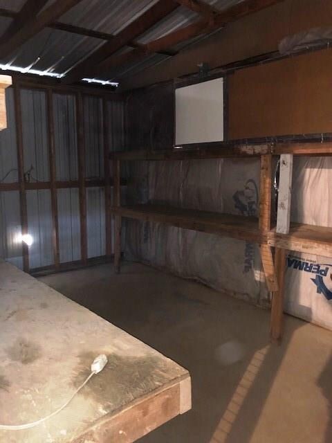 31207 Memorial Rd, McLoud, OK 74851 - photo 5