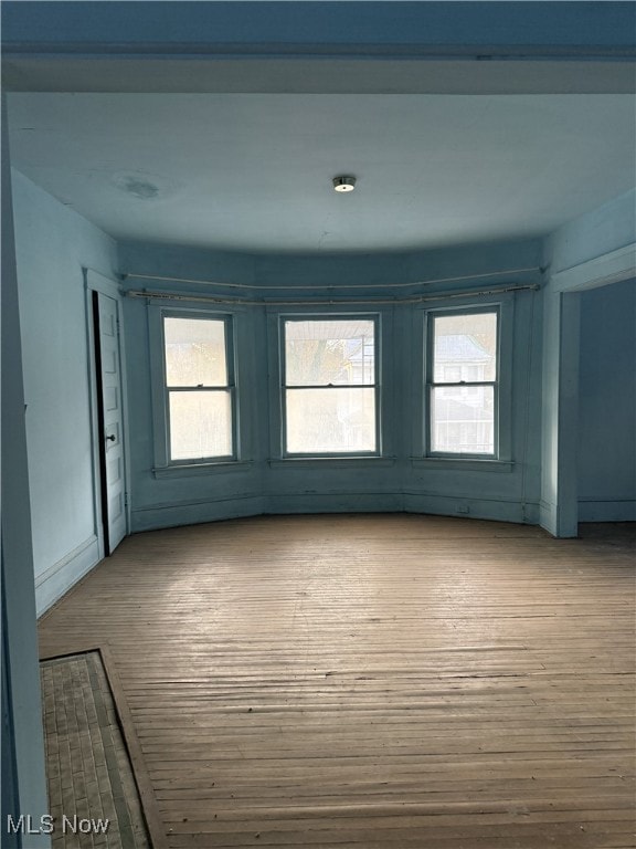 1141 E 111th St, Cleveland, OH 44108 - photo 2