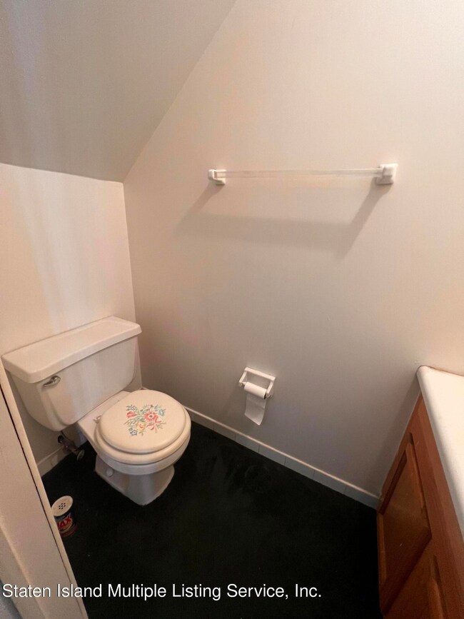107 Richmond Hill Rd, Staten Island, NY 10314 - photo 3