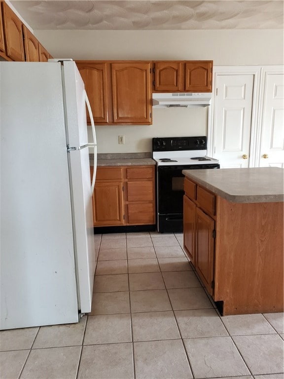 1189 Main St unit 4, West Warwick, RI 02893 - photo 3