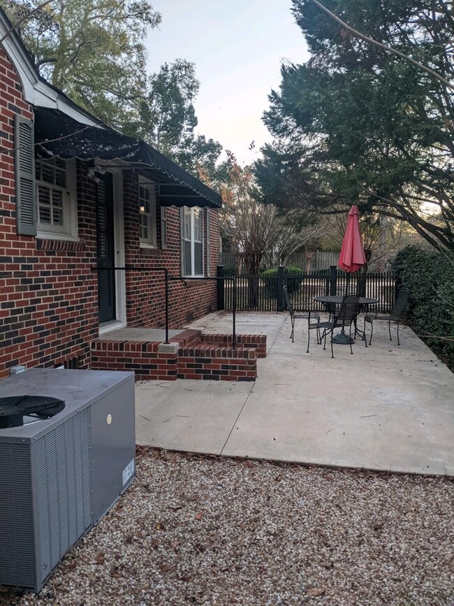 316 8th St W, Tifton, GA 31794 - photo 2