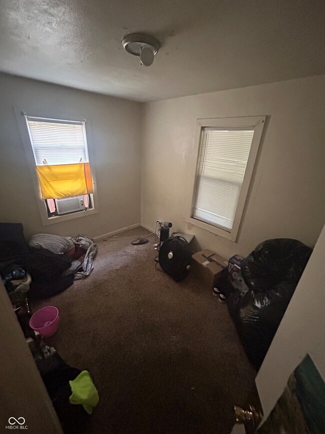 2740 E 37th St, Indianapolis, IN 46218 - photo 6