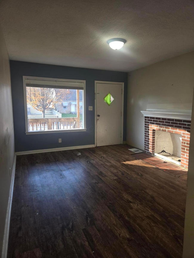 2152 Gerbert Rd, Columbus, OH 43211 - photo 3