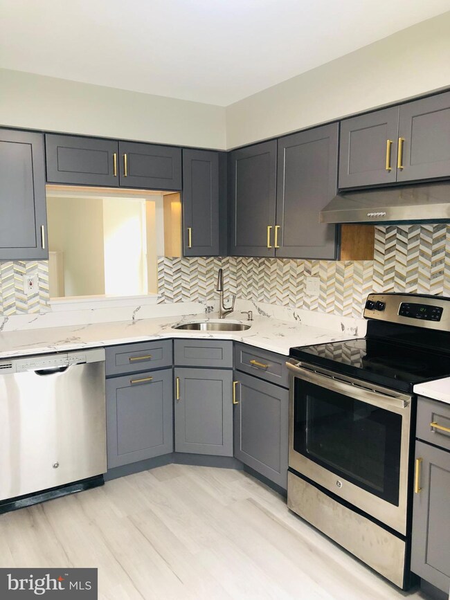 9533 Clocktower Ln, Columbia, MD 21046 - photo 3