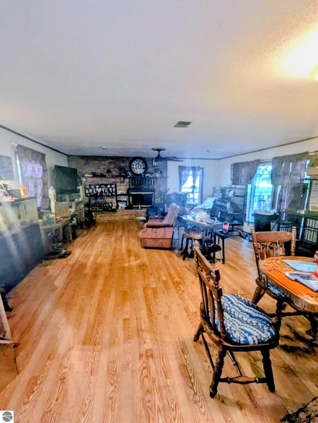 1310 Rosedale St, Alma, MI 48801 - photo 5