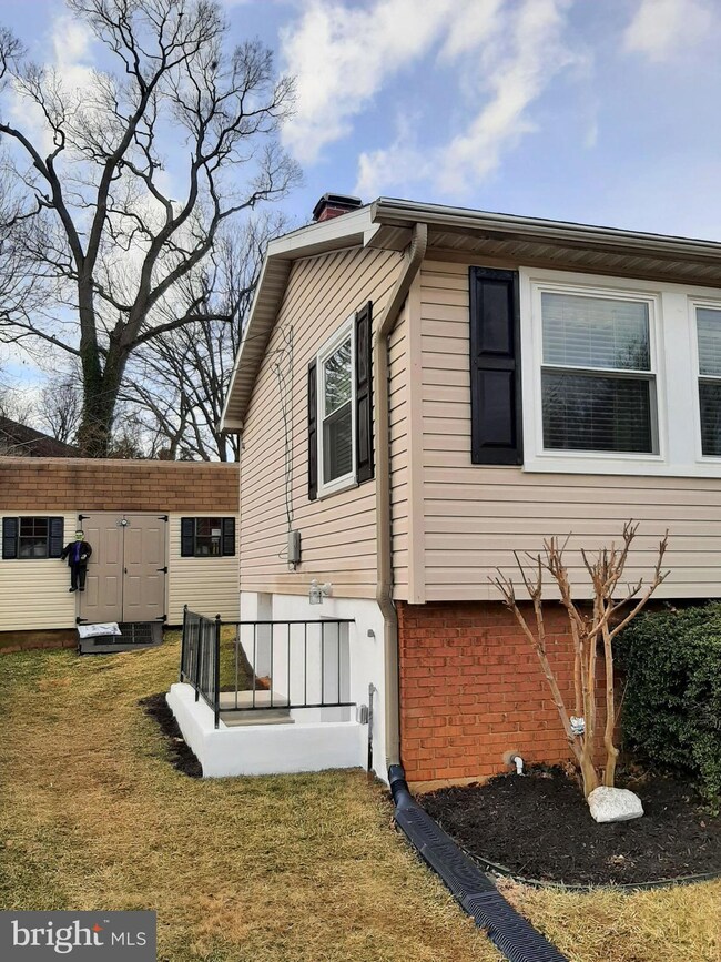 56 Garden Ridge Rd, Catonsville, MD 21228 - photo 5