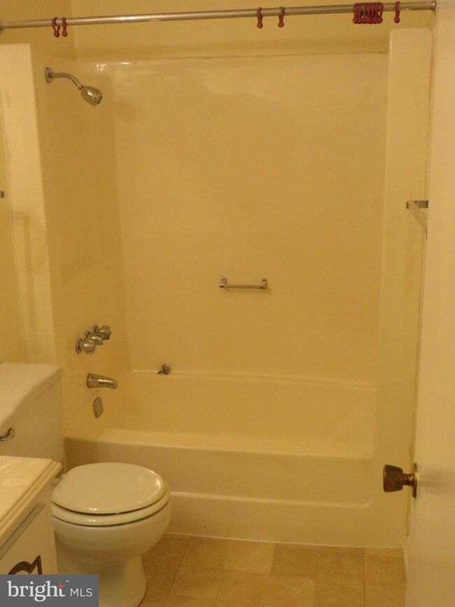 3114 Adderley Ct, Silver Spring, MD 20906 - photo 4