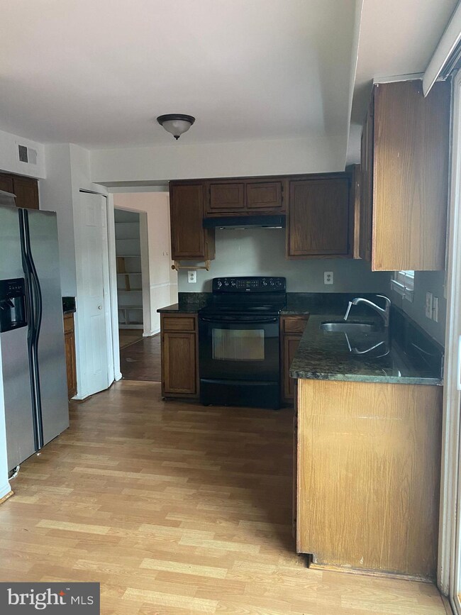 14332 Twig Rd, Silver Spring, MD 20905 - photo 5