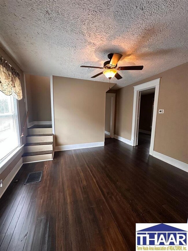 1819 S 8th St, Terre Haute, IN 47802 - photo 4