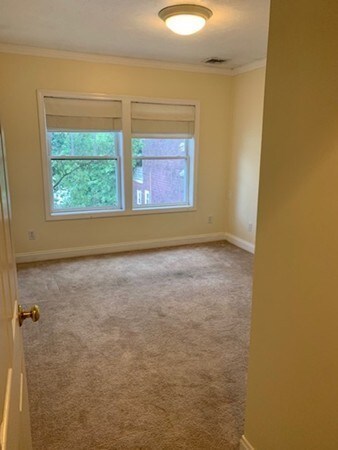 111A W 8th St unit R, Boston, MA 02127 - photo 6