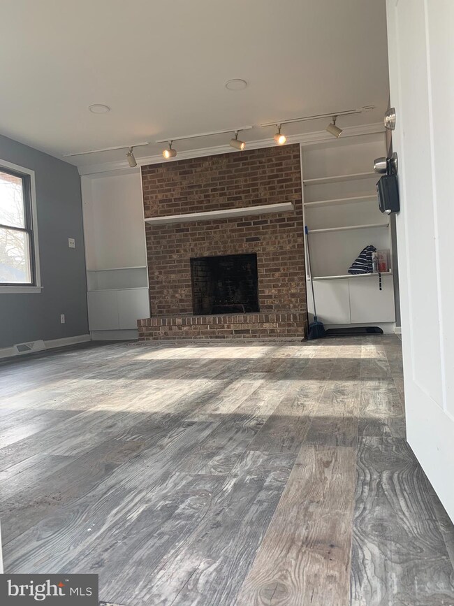 117 Delaware Ave, Clementon, NJ 08021 - photo 5