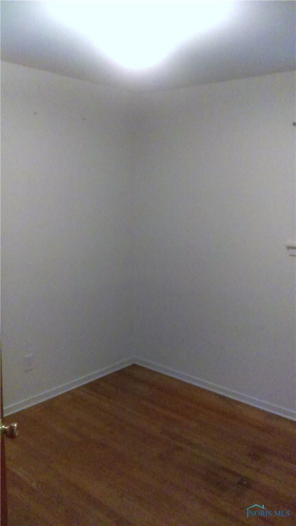 2324 108th St, Toledo, OH 43611 - photo 2