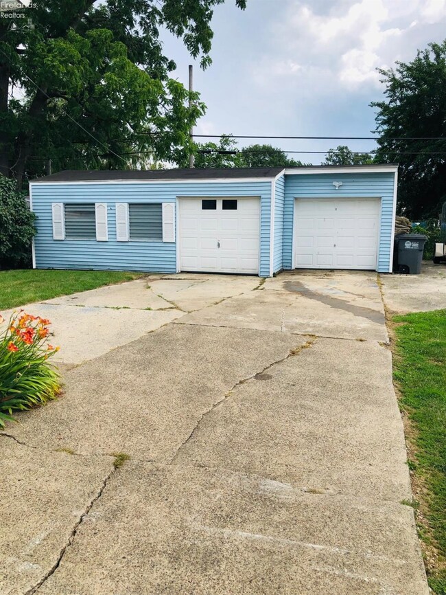 3416 145th St, Toledo, OH 43611 - photo 7